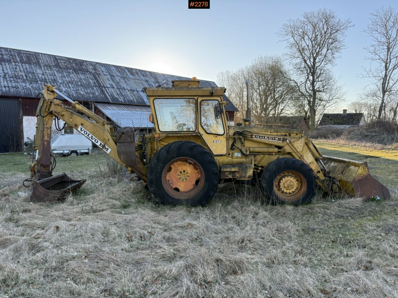 Backhoe loader Volvo BM 646 with attachments Repair object - Экскаватор-погрузчик: фото 4 Backhoe loader Volvo BM 646 with attachments Repair object - Экскаватор-погрузчик: фото 4