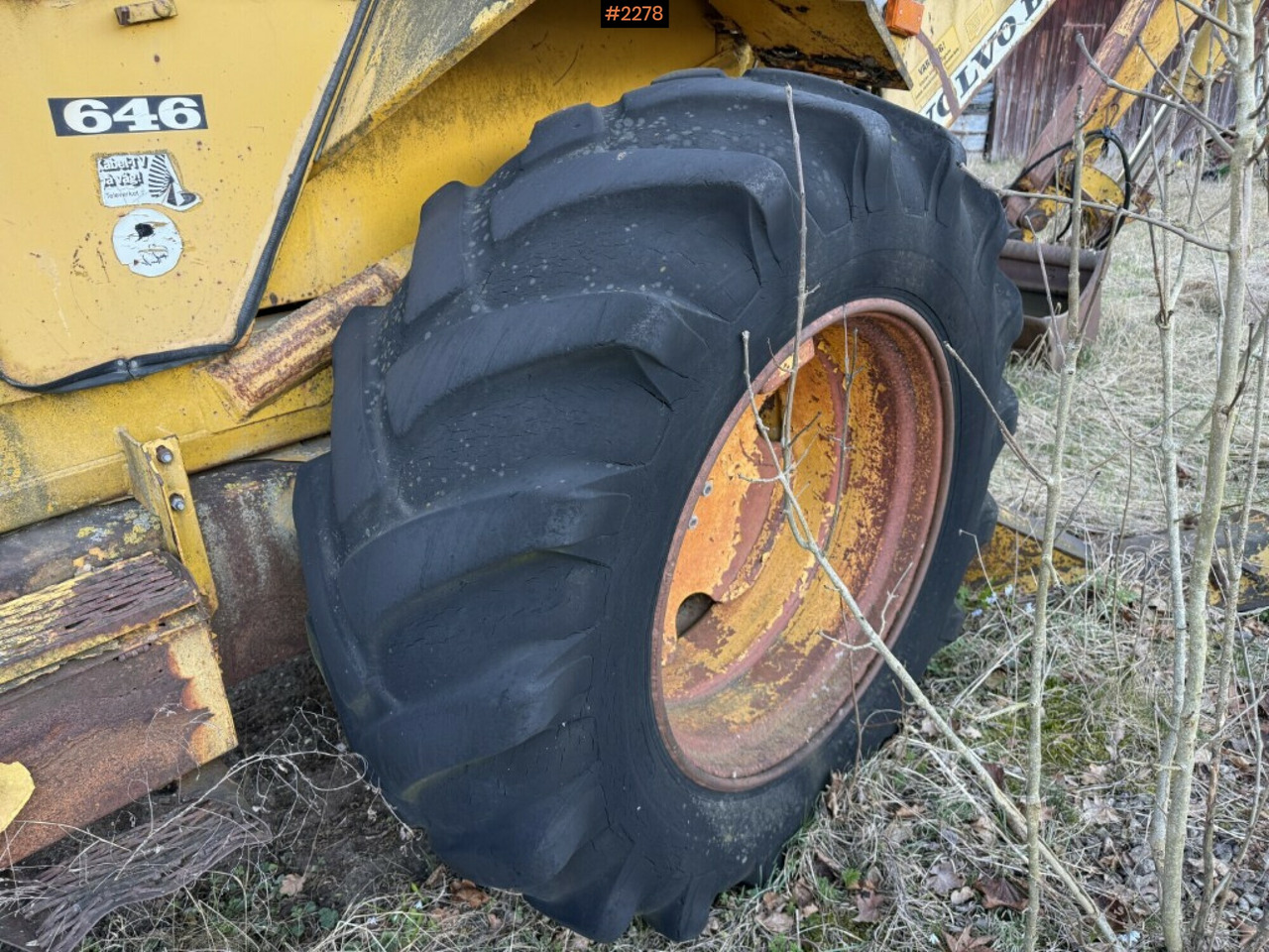 Экскаватор-погрузчик Backhoe loader Volvo BM 646 with attachments Repair object: фото 9