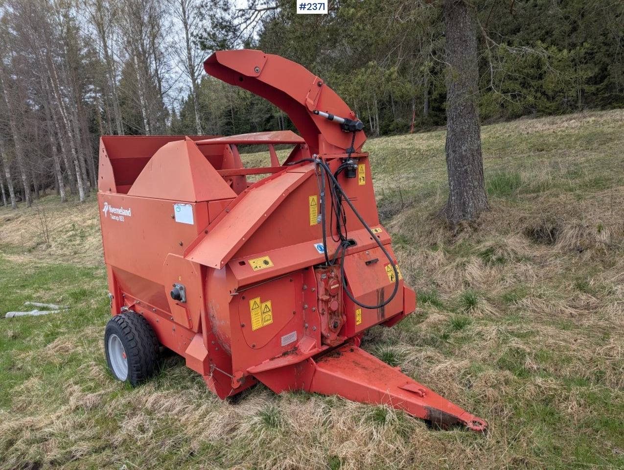 Bale cutter / Feed shredder Kverneland Taarup 853 - Техника для сенозаготовки: фото 1 Bale cutter / Feed shredder Kverneland Taarup 853 - Техника для сенозаготовки: фото 1