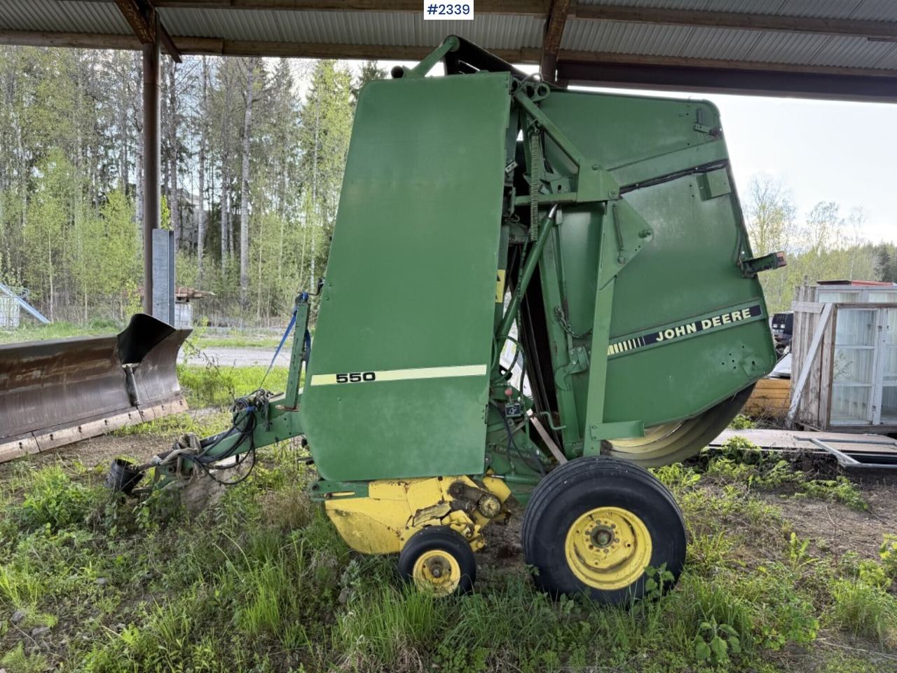 Round baler, John Deere 550 - Техника для сенозаготовки: фото 2 Round baler, John Deere 550 - Техника для сенозаготовки: фото 2
