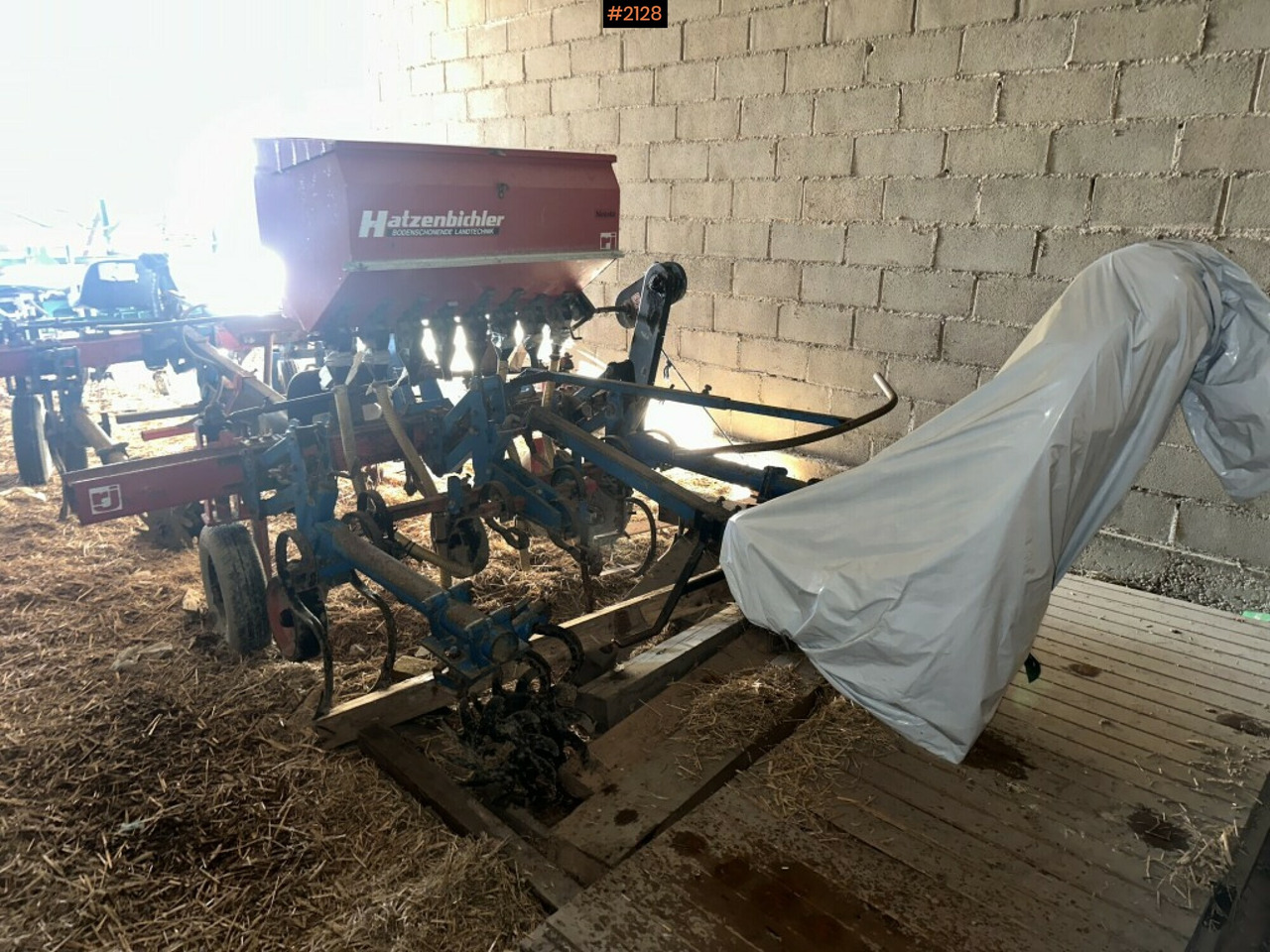 Row crop cleaner Hatzenbichler with fertilizer - Техника для обработки почвы: фото 3 Row crop cleaner Hatzenbichler with fertilizer - Техника для обработки почвы: фото 3