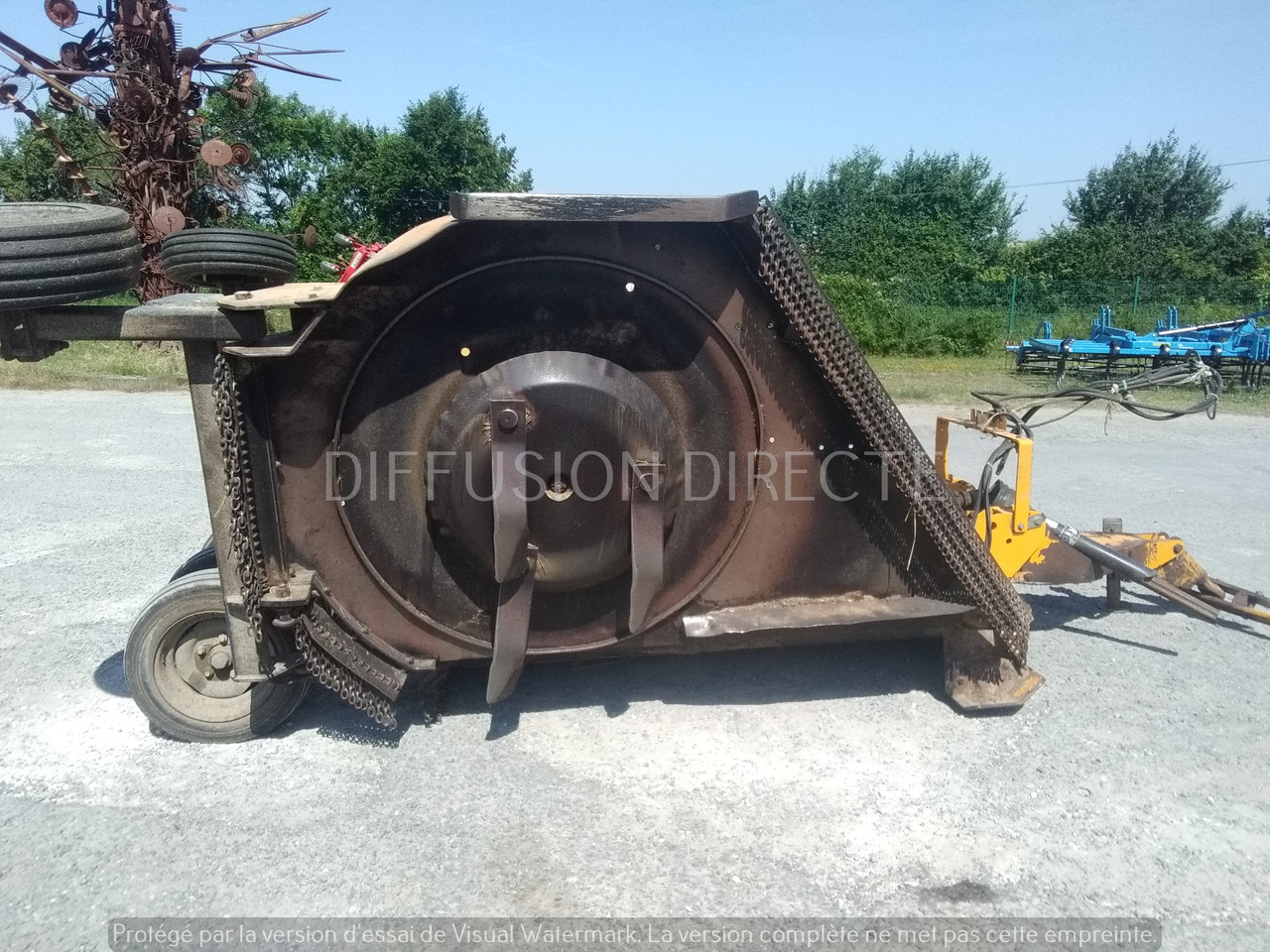 BOMFORD BROYEUR A AXE HORIZONTAL TRI WING 4600 - Садовое оборудование: фото 4 BOMFORD BROYEUR A AXE HORIZONTAL TRI WING 4600 - Садовое оборудование: фото 4