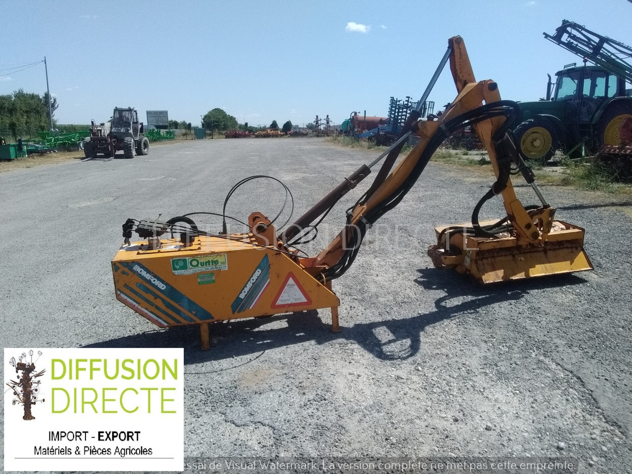 BOMFORD EPAREUSE GT 4471 - Боковая косилка-измельчитель: фото 1 BOMFORD EPAREUSE GT 4471 - Боковая косилка-измельчитель: фото 1
