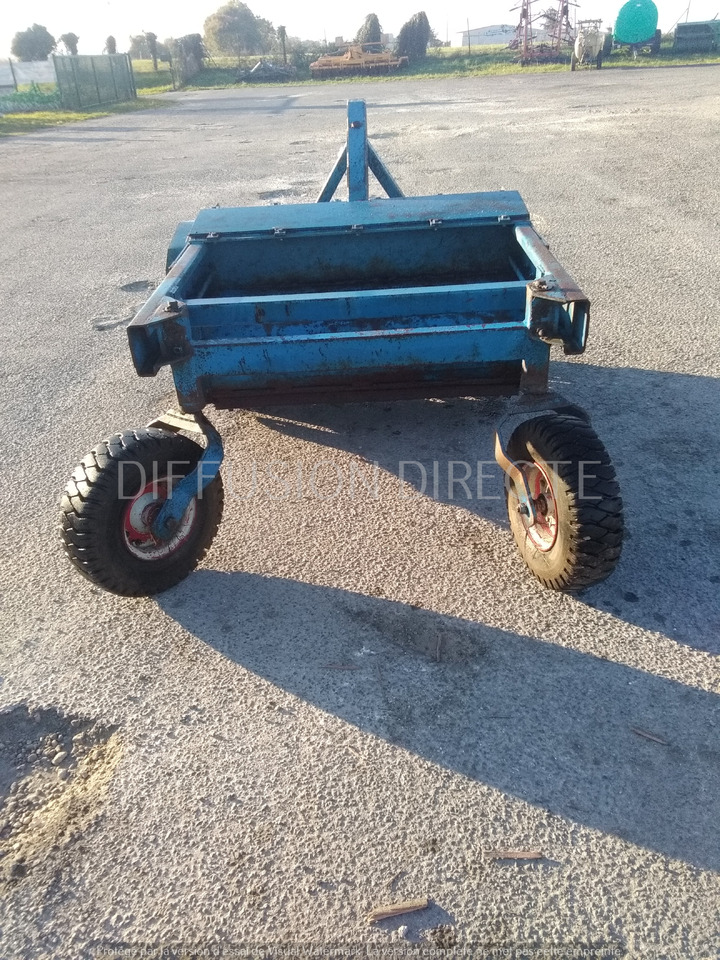 BRUNET BROYEUR A SARMENTS BRM 125 - Косилка-измельчитель/ Мульчер: фото 2 BRUNET BROYEUR A SARMENTS BRM 125 - Косилка-измельчитель/ Мульчер: фото 2