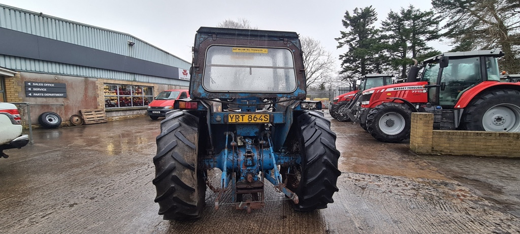 Ford 4600 - Трактор: фото 3 Ford 4600 - Трактор: фото 3