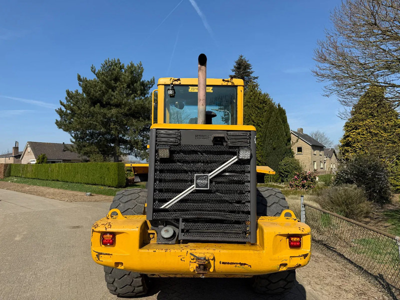 Volvo L70D - Колёсный погрузчик: фото 4 Volvo L70D - Колёсный погрузчик: фото 4