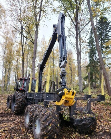 Valtra N123 + Kronos 140 4WDM + Cranab HC8 - Лесозаготовительная техника: фото 3 Valtra N123 + Kronos 140 4WDM + Cranab HC8 - Лесозаготовительная техника: фото 3