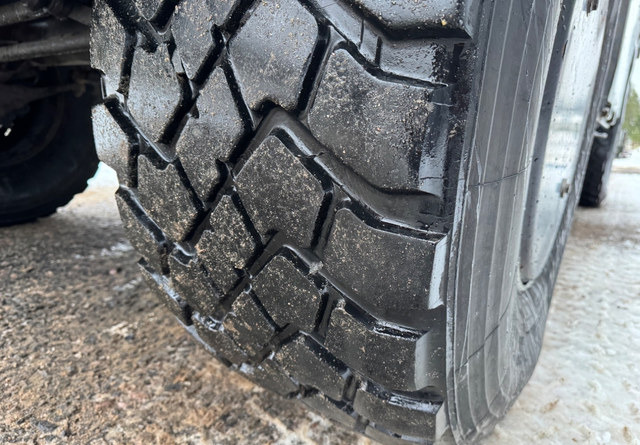 Грузовик бортовой/ Платформа, Автоманипулятор Mercedes-BenzUnimog U5000 + Nosturi Hiab 099 E-4: фото 26 Грузовик бортовой/ Платформа, Автоманипулятор Mercedes-BenzUnimog U5000 + Nosturi Hiab 099 E-4: фото 26