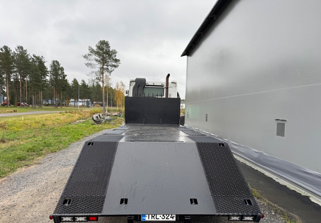 SisuR500 10x4 - Грузовик бортовой/ Платформа: фото 4 SisuR500 10x4 - Грузовик бортовой/ Платформа: фото 4