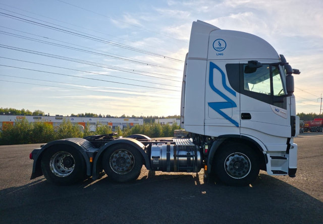 IvecoStralis 460 6x2 LNG/LBG - Тягач: фото 5 IvecoStralis 460 6x2 LNG/LBG - Тягач: фото 5
