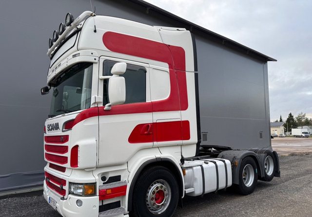 ScaniaR560 - Тягач: фото 1 ScaniaR560 - Тягач: фото 1