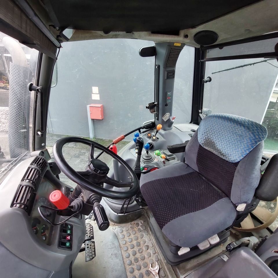 DEUTZ AGROTRON 135 MKIII - Трактор: фото 2 DEUTZ AGROTRON 135 MKIII - Трактор: фото 2