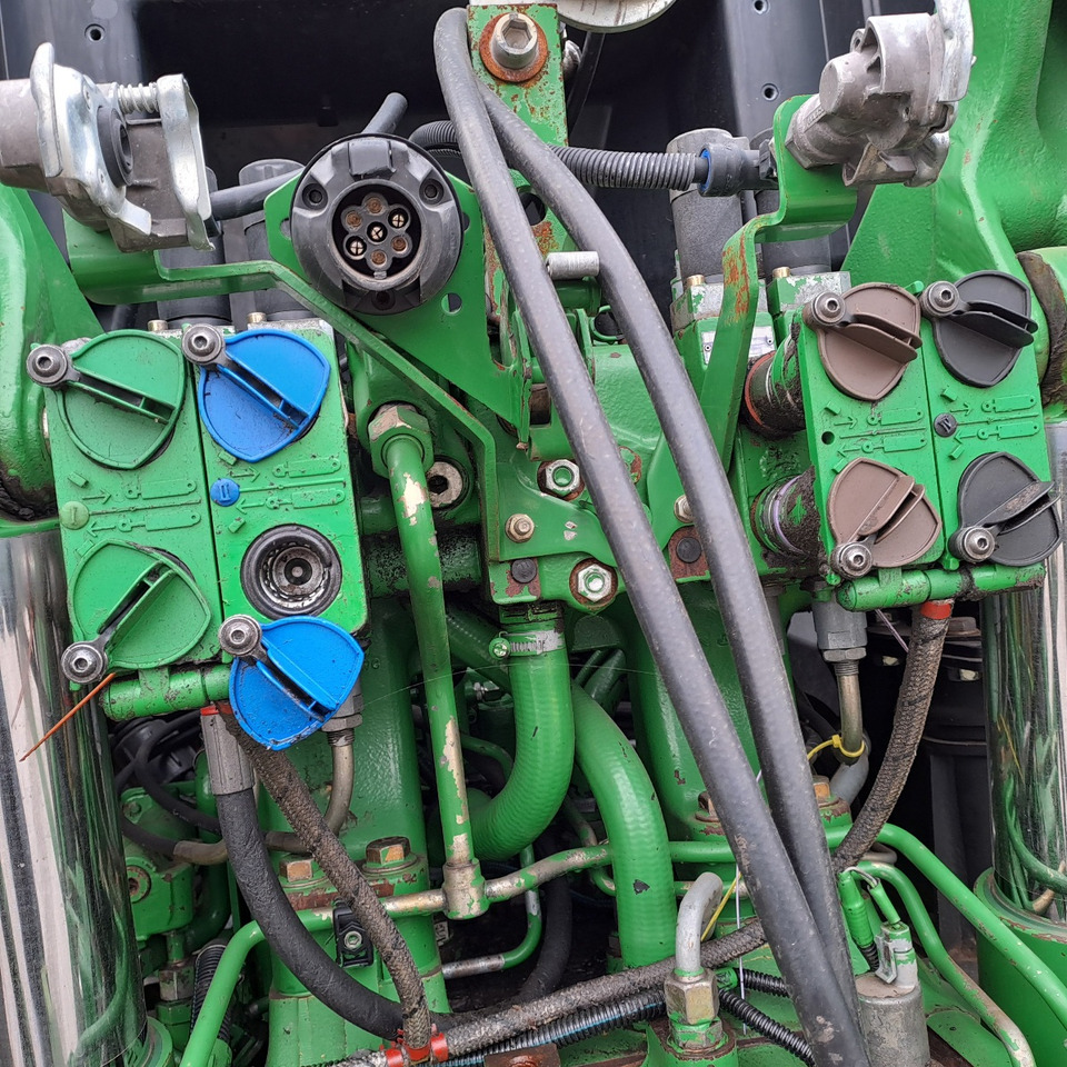 Трактор DEUTZ FAHR AGROTRON 180-7: фото 6