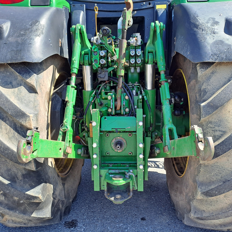 JOHN DEERE 6210R - Трактор: фото 5 JOHN DEERE 6210R - Трактор: фото 5