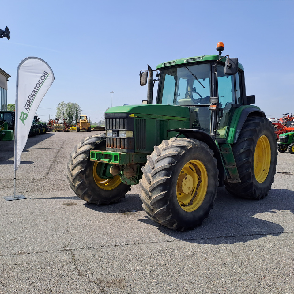 JOHN DEERE 6910 - Трактор: фото 1 JOHN DEERE 6910 - Трактор: фото 1