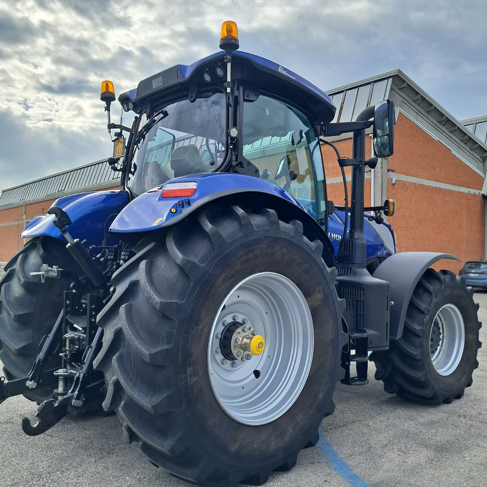 NEW HOLLAND T7 270 - Трактор: фото 5 NEW HOLLAND T7 270 - Трактор: фото 5