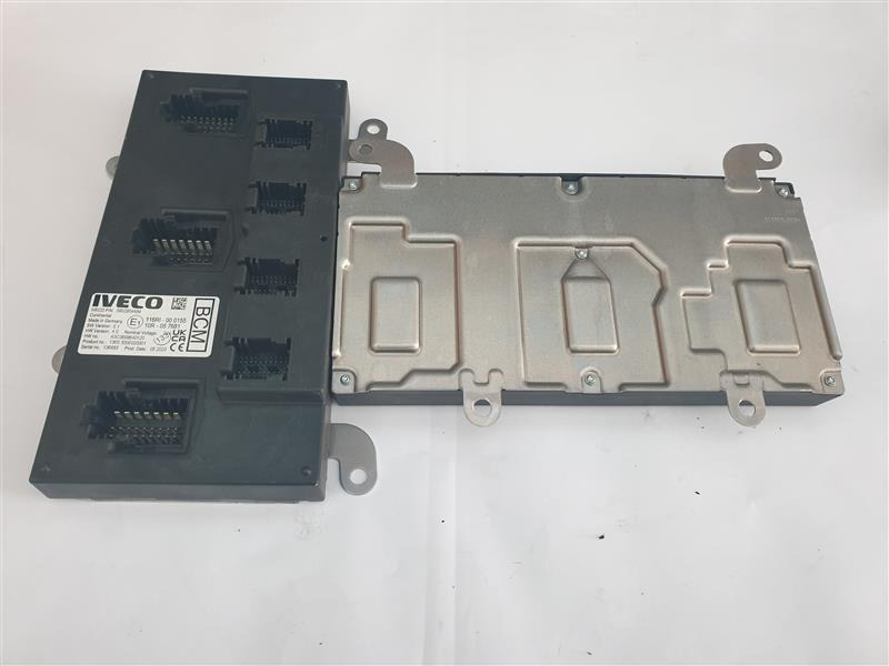 Iveco S-Way - Блок управления: фото 1 Iveco S-Way - Блок управления: фото 1