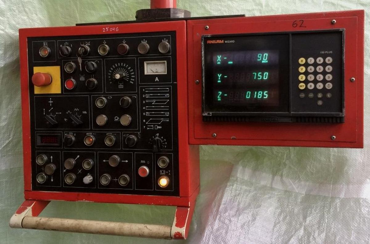 Konsolfräsmaschine (Universalfräsmaschine) STROJTOS - Фрезерный станок по металлу: фото 2 Konsolfräsmaschine (Universalfräsmaschine) STROJTOS - Фрезерный станок по металлу: фото 2
