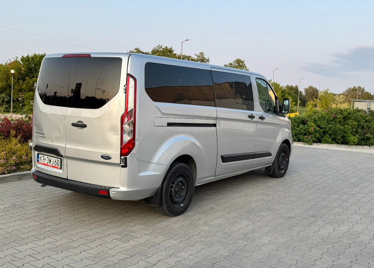 Ford Transit Custom 2.0 170 KM L2 LONG 2021 LED 8 osobowy NAWIEWY miejsc Salon PL - Микроавтобус, Пассажирский фургон: фото 2 Ford Transit Custom 2.0 170 KM L2 LONG 2021 LED 8 osobowy NAWIEWY miejsc Salon PL - Микроавтобус, Пассажирский фургон: фото 2
