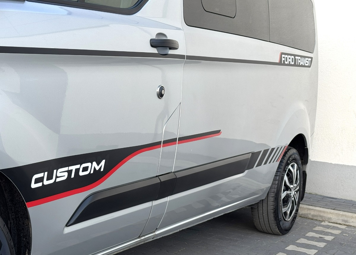 Грузопассажирский фургон Ford Transit Custom 2.0 170KM Rok 2021 8 osobowy FV23 Salon PL Zadbany Super STAN: фото 19 Грузопассажирский фургон Ford Transit Custom 2.0 170KM Rok 2021 8 osobowy FV23 Salon PL Zadbany Super STAN: фото 19