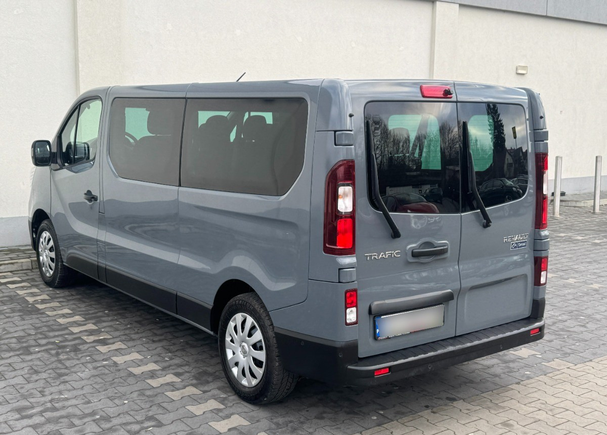 Renault Trafic Long 9 osobowy 2.0 DCI 150 KM Rok 2023 Przewóz osób niepełnosprawnych - Микроавтобус, Пассажирский фургон: фото 3 Renault Trafic Long 9 osobowy 2.0 DCI 150 KM Rok 2023 Przewóz osób niepełnosprawnych - Микроавтобус, Пассажирский фургон: фото 3
