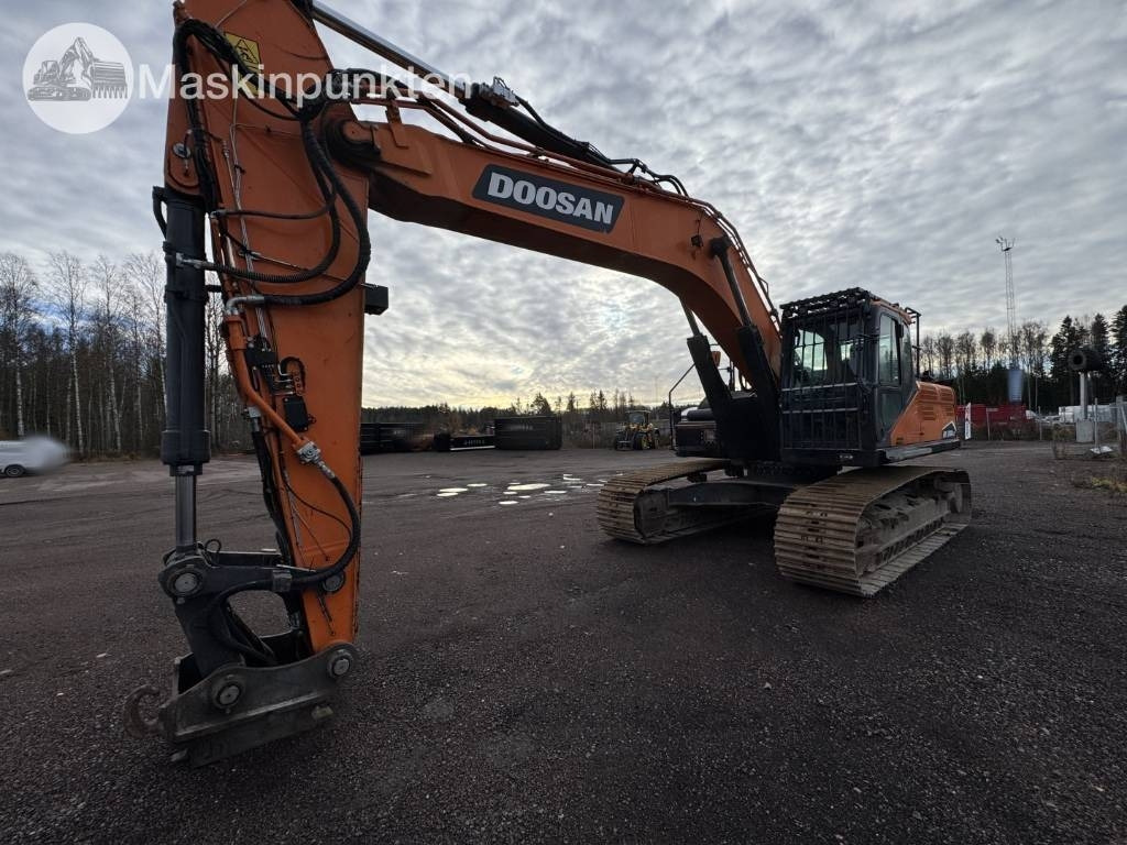 Doosan DX 300 LC - Гусеничный экскаватор: фото 1 Doosan DX 300 LC - Гусеничный экскаватор: фото 1