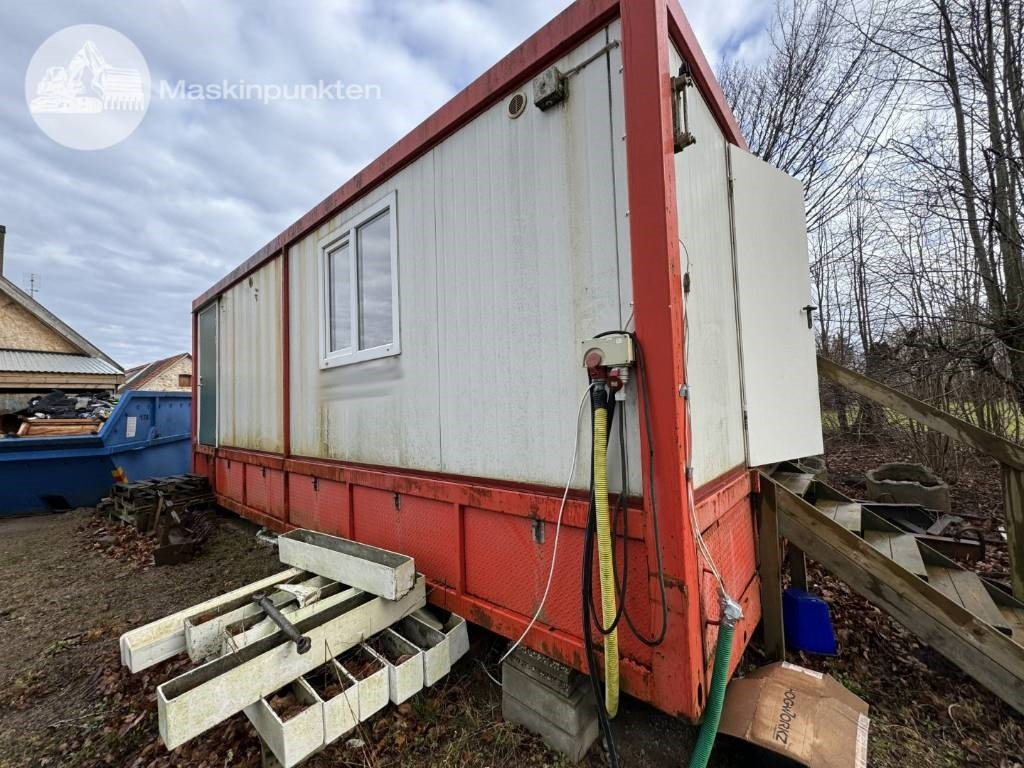 Manskapsbod på rullflak - Другая техника: фото 2 Manskapsbod på rullflak - Другая техника: фото 2