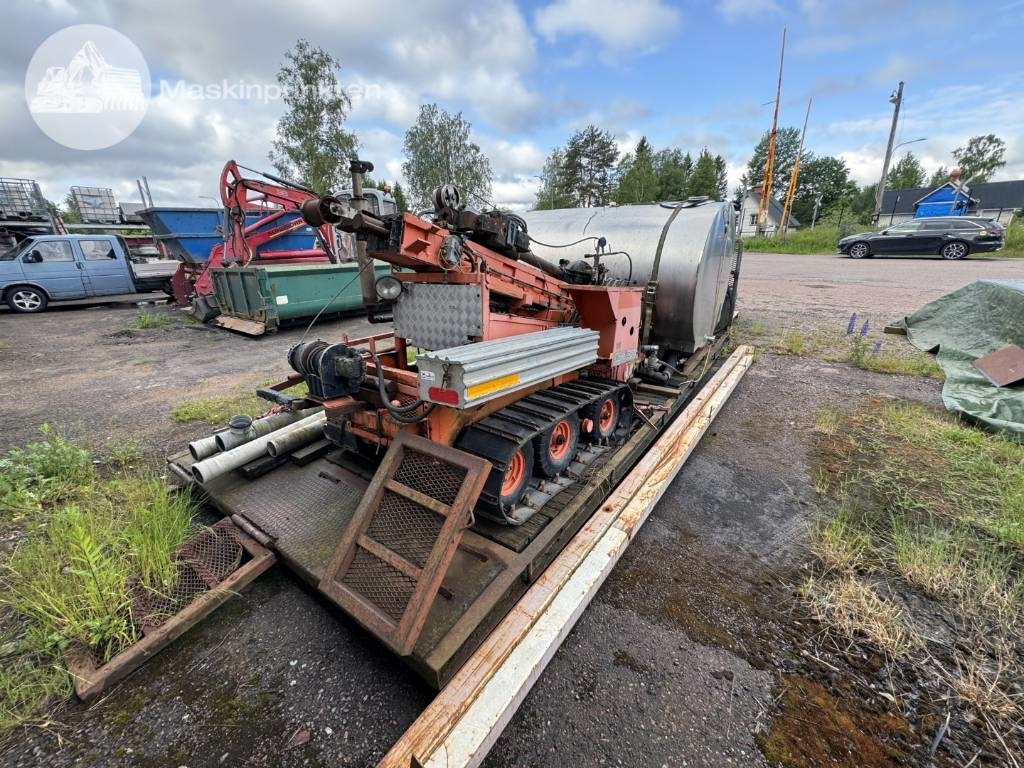 GeotecH Spolningsaggregat på flak - Буровая машина: фото 2 GeotecH Spolningsaggregat på flak - Буровая машина: фото 2