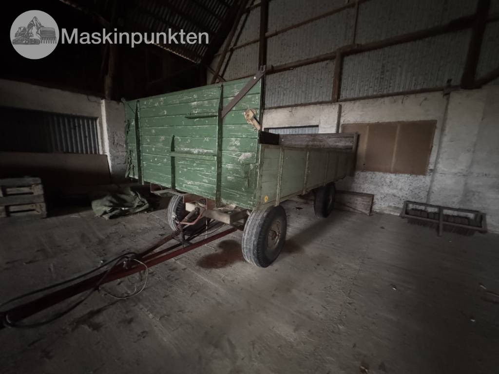 Håkantorps vagn med sidotipp - Самосвальный полуприцеп: фото 1 Håkantorps vagn med sidotipp - Самосвальный полуприцеп: фото 1