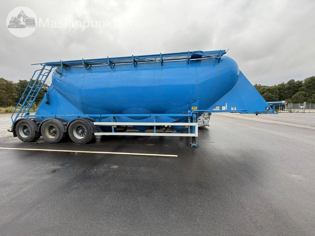 Interconsult Bulktrailer - Полуприцеп-цистерна: фото 4 Interconsult Bulktrailer - Полуприцеп-цистерна: фото 4