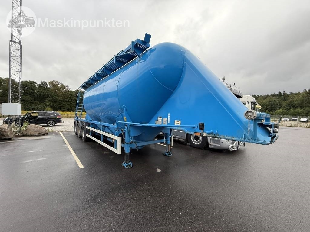 Interconsult Bulktrailer - Полуприцеп-цистерна: фото 3 Interconsult Bulktrailer - Полуприцеп-цистерна: фото 3