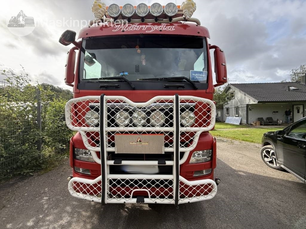 MAN TGX 35.500 EKIPAGE - Крюковой мультилифт: фото 4 MAN TGX 35.500 EKIPAGE - Крюковой мультилифт: фото 4