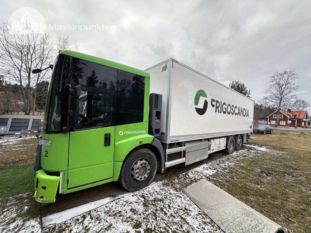 Mercedes-Benz Econic - Грузовик с закрытым кузовом: фото 2 Mercedes-Benz Econic - Грузовик с закрытым кузовом: фото 2