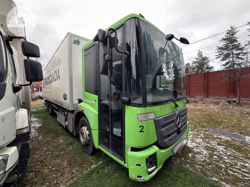 Mercedes-Benz Econic - Грузовик с закрытым кузовом: фото 1 Mercedes-Benz Econic - Грузовик с закрытым кузовом: фото 1