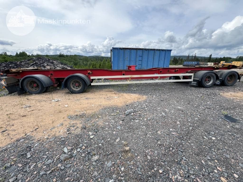 Прицеп мультилифт/ Бункеровоз Mjölbysläpet SFL4-12,5-36: фото 6 Прицеп мультилифт/ Бункеровоз Mjölbysläpet SFL4-12,5-36: фото 6