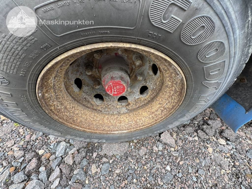 Прицеп мультилифт/ Бункеровоз Mjölbysläpet SFL4-12,5-36: фото 15 Прицеп мультилифт/ Бункеровоз Mjölbysläpet SFL4-12,5-36: фото 15