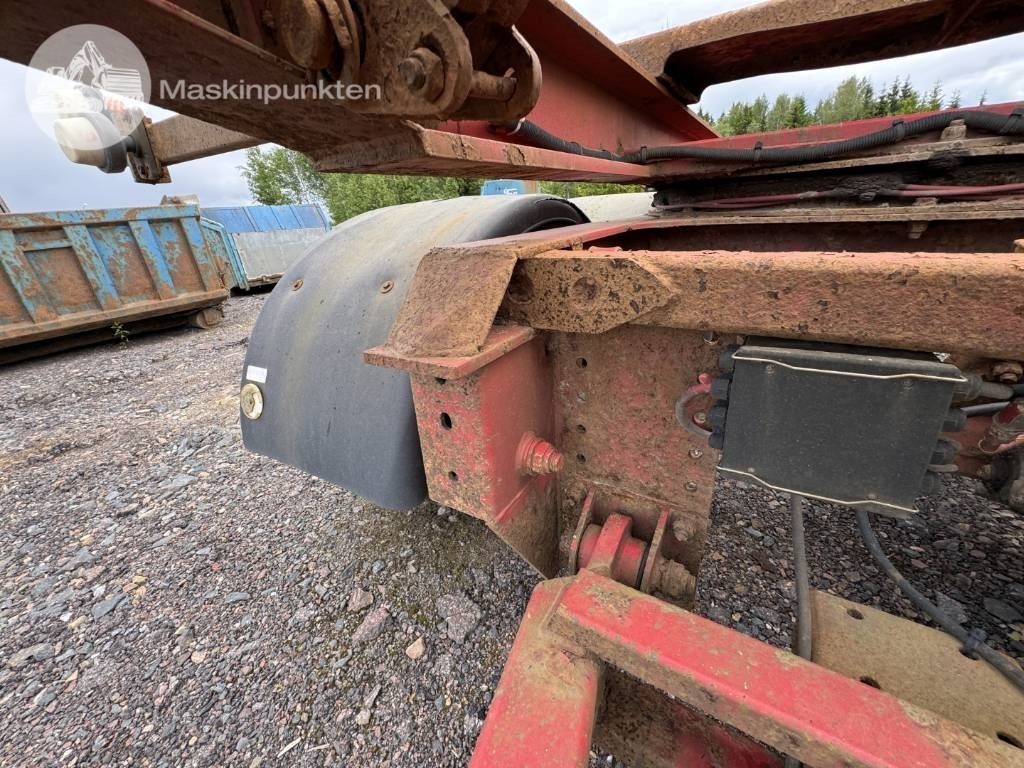 Прицеп мультилифт/ Бункеровоз Mjölbysläpet SFL4-12,5-36: фото 9 Прицеп мультилифт/ Бункеровоз Mjölbysläpet SFL4-12,5-36: фото 9