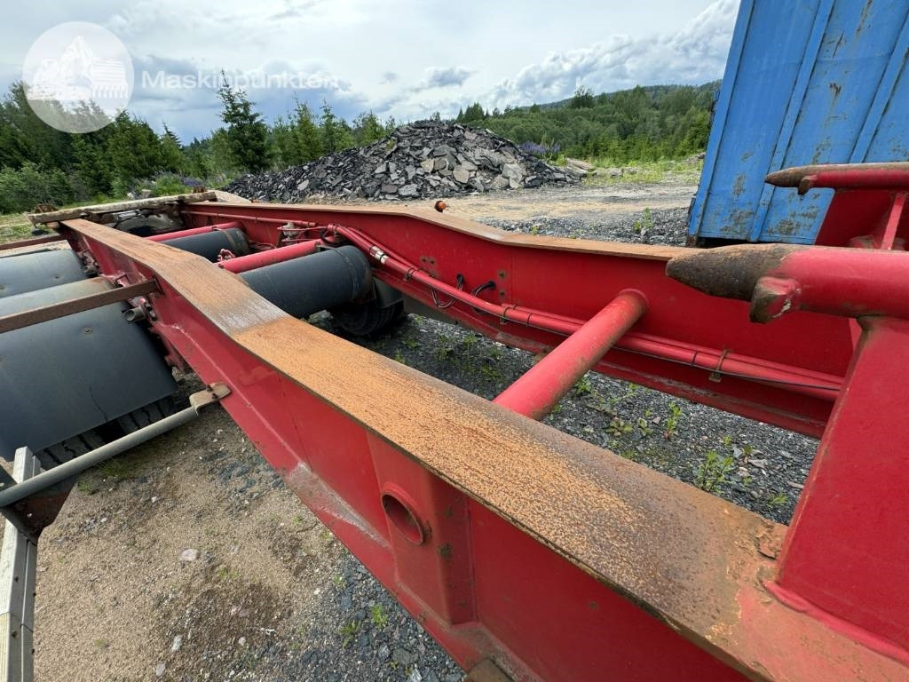 Прицеп мультилифт/ Бункеровоз Mjölbysläpet SFL4-12,5-36: фото 34 Прицеп мультилифт/ Бункеровоз Mjölbysläpet SFL4-12,5-36: фото 34