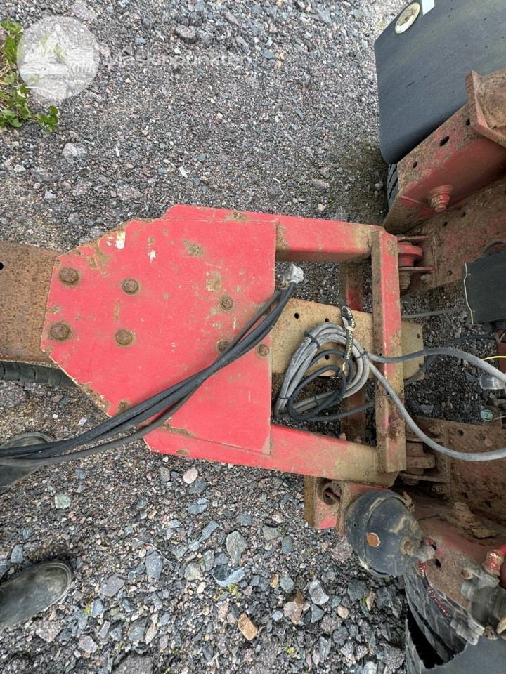 Прицеп мультилифт/ Бункеровоз Mjölbysläpet SFL4-12,5-36: фото 8 Прицеп мультилифт/ Бункеровоз Mjölbysläpet SFL4-12,5-36: фото 8