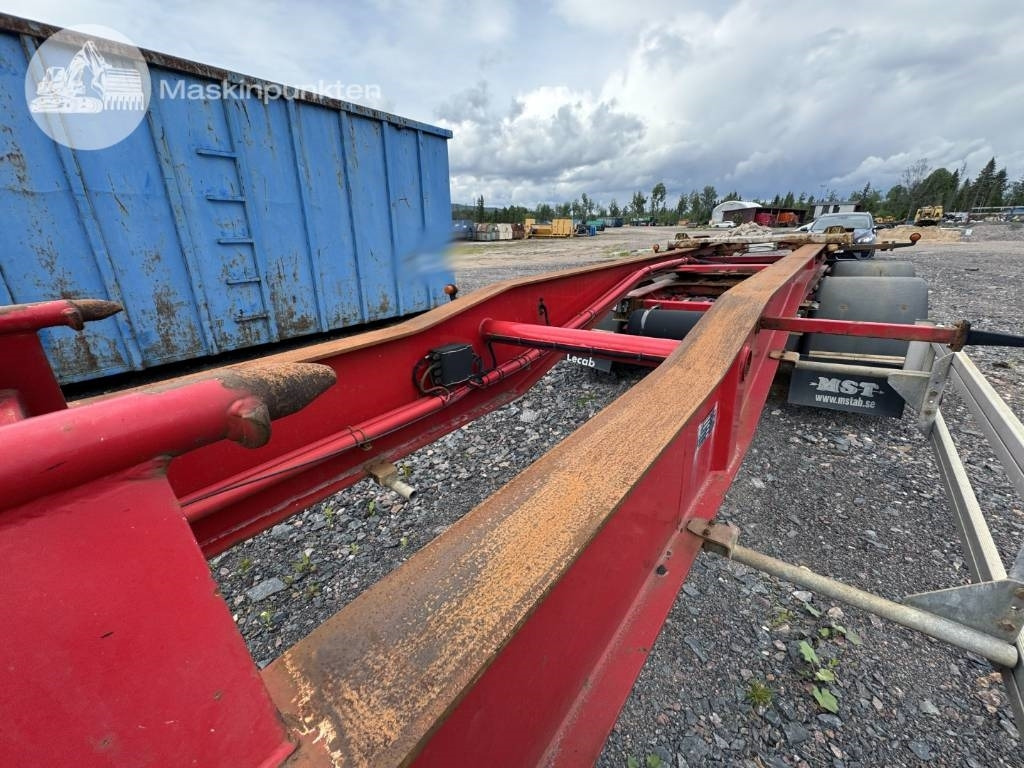 Прицеп мультилифт/ Бункеровоз Mjölbysläpet SFL4-12,5-36: фото 35 Прицеп мультилифт/ Бункеровоз Mjölbysläpet SFL4-12,5-36: фото 35