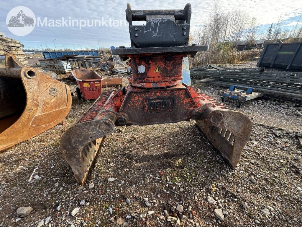 NPK DC-25  - Грейфер для Строительной техники: фото 1 NPK DC-25  - Грейфер для Строительной техники: фото 1