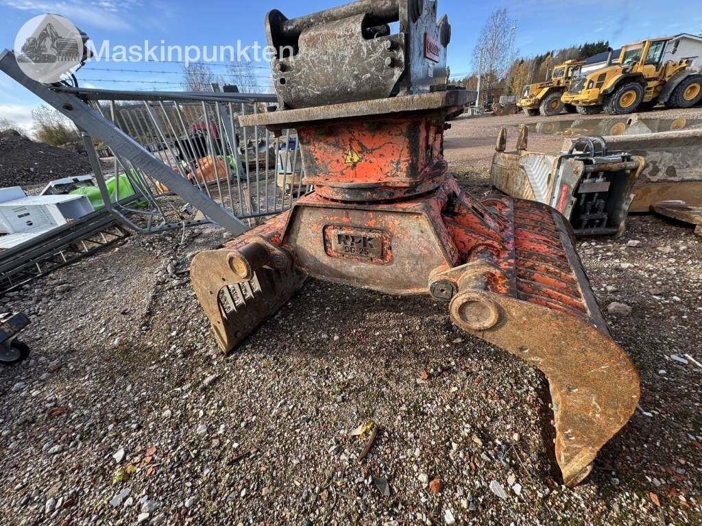 NPK DC-25  - Грейфер для Строительной техники: фото 3 NPK DC-25  - Грейфер для Строительной техники: фото 3