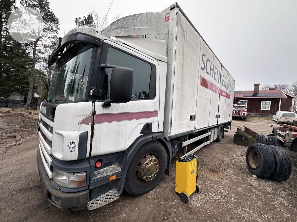 Scania P 94-310 - Грузовик с закрытым кузовом: фото 1 Scania P 94-310 - Грузовик с закрытым кузовом: фото 1