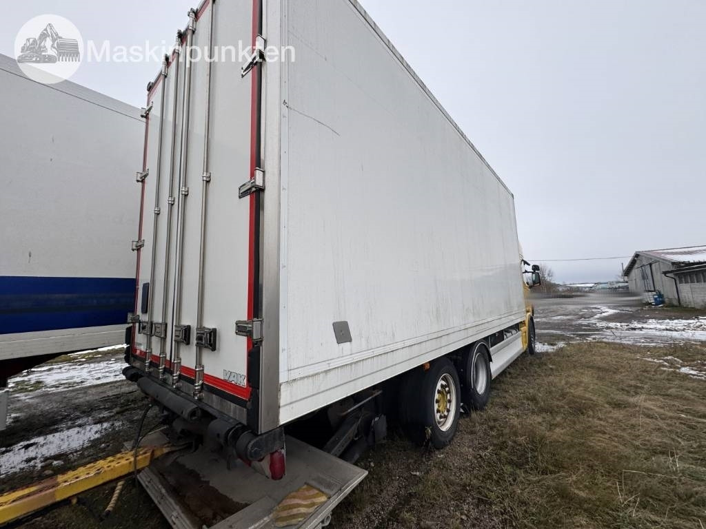 Scania R 124 - Грузовик с закрытым кузовом: фото 3 Scania R 124 - Грузовик с закрытым кузовом: фото 3