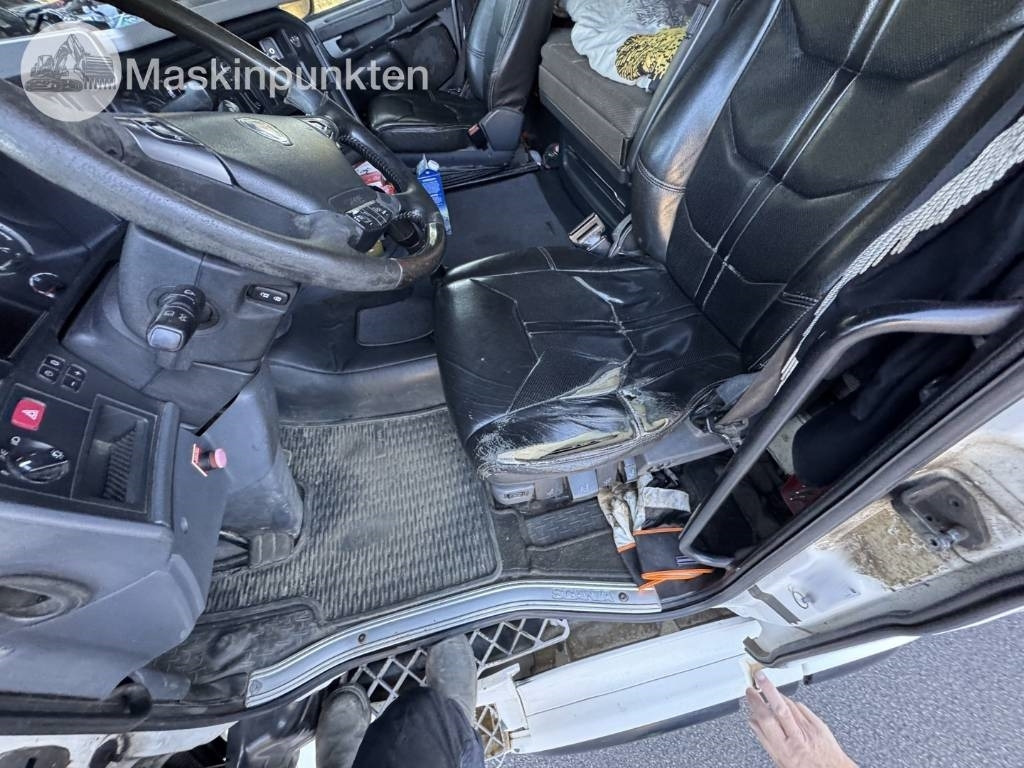 Портальный бункеровоз Scania R 560 LB: фото 30