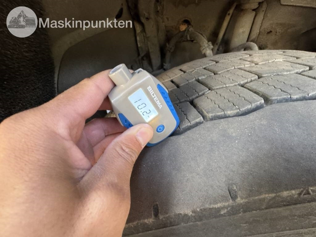 Портальный бункеровоз Scania R 560 LB: фото 21