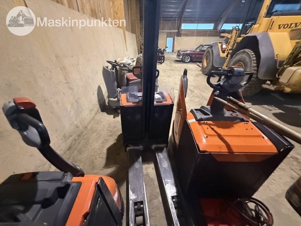 Toyota BT SWE 80 L - Электропогрузчик: фото 5 Toyota BT SWE 80 L - Электропогрузчик: фото 5