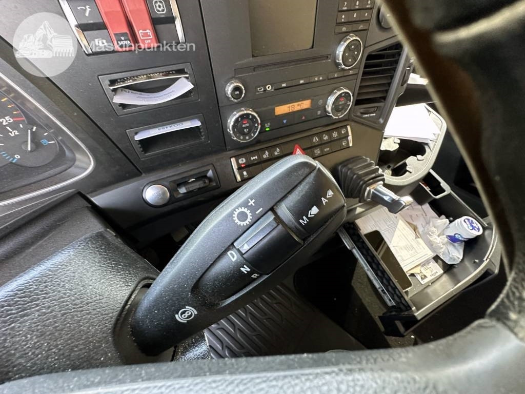 Тягач Mercedes-Benz Actros 2545: фото 26