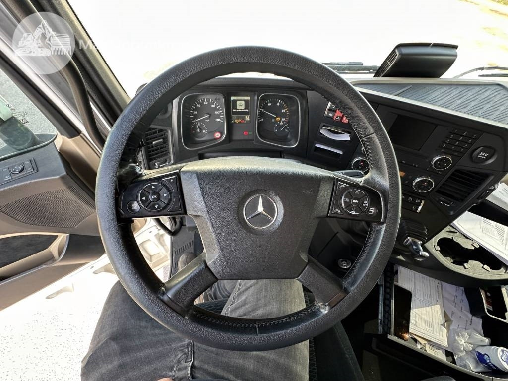 Тягач Mercedes-Benz Actros 2545: фото 22