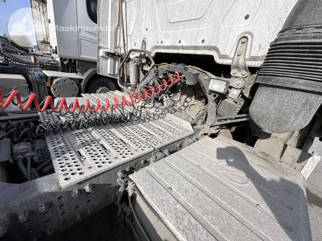 Тягач Mercedes-Benz Actros 2545: фото 50